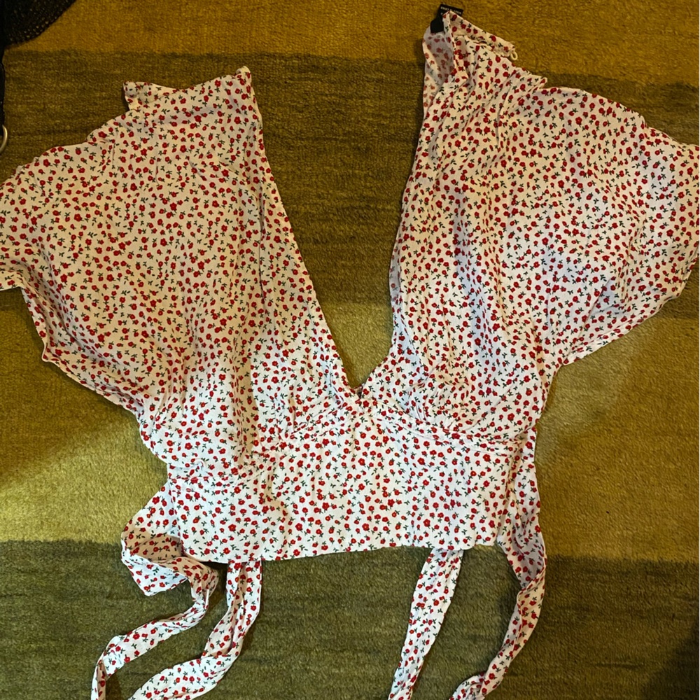 Forever 21 Flouncy Summer top